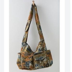 FREE PEOPLE Hive Carryall.